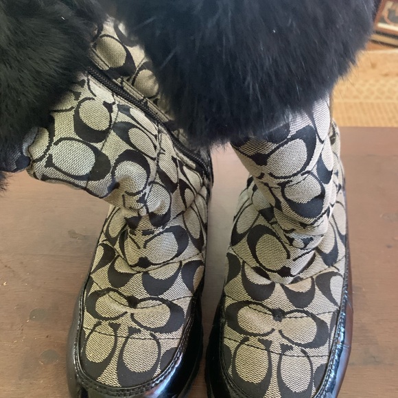 Boots - Picture 2 of 3